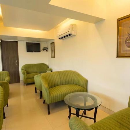 Hotel J K Regency Mumbai  Buitenkant foto