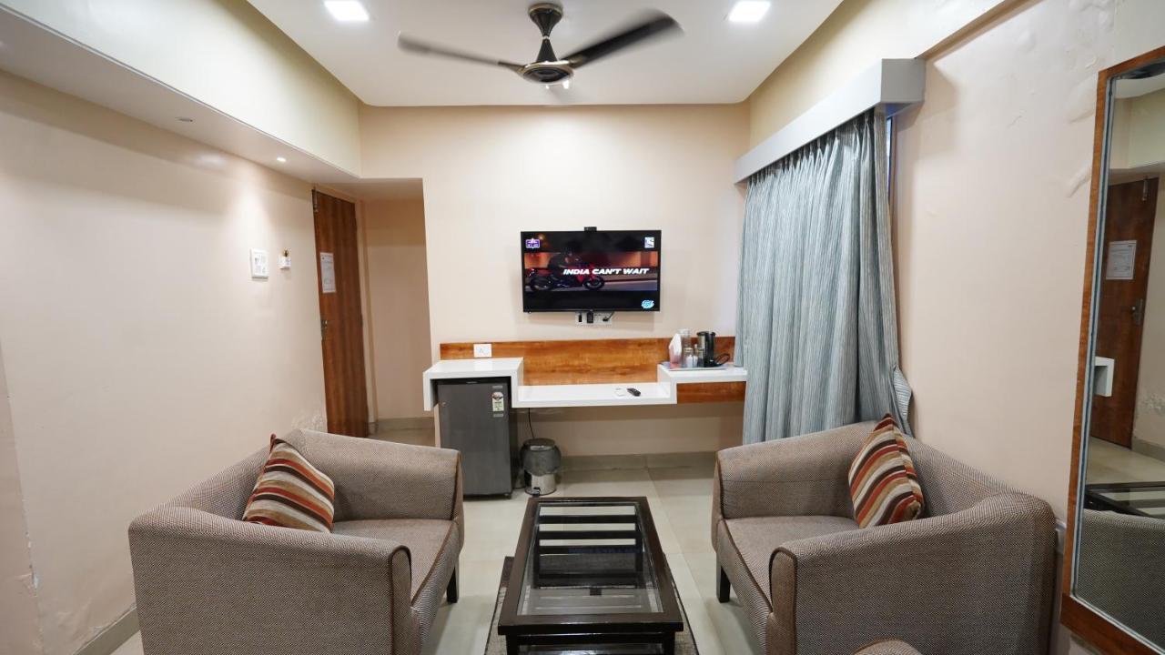 Hotel J K Regency Mumbai  Buitenkant foto
