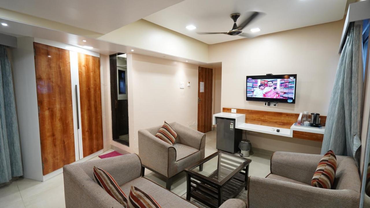 Hotel J K Regency Mumbai  Buitenkant foto