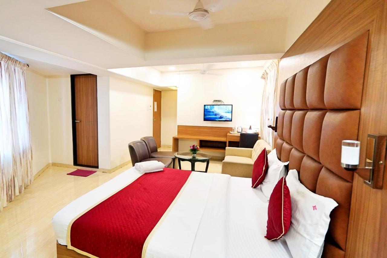 Hotel J K Regency Mumbai  Buitenkant foto