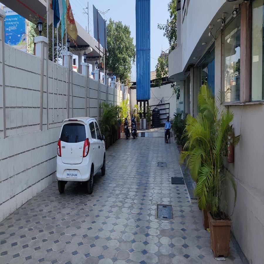 Hotel J K Regency Mumbai  Buitenkant foto