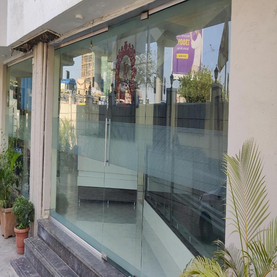 Hotel J K Regency Mumbai  Buitenkant foto