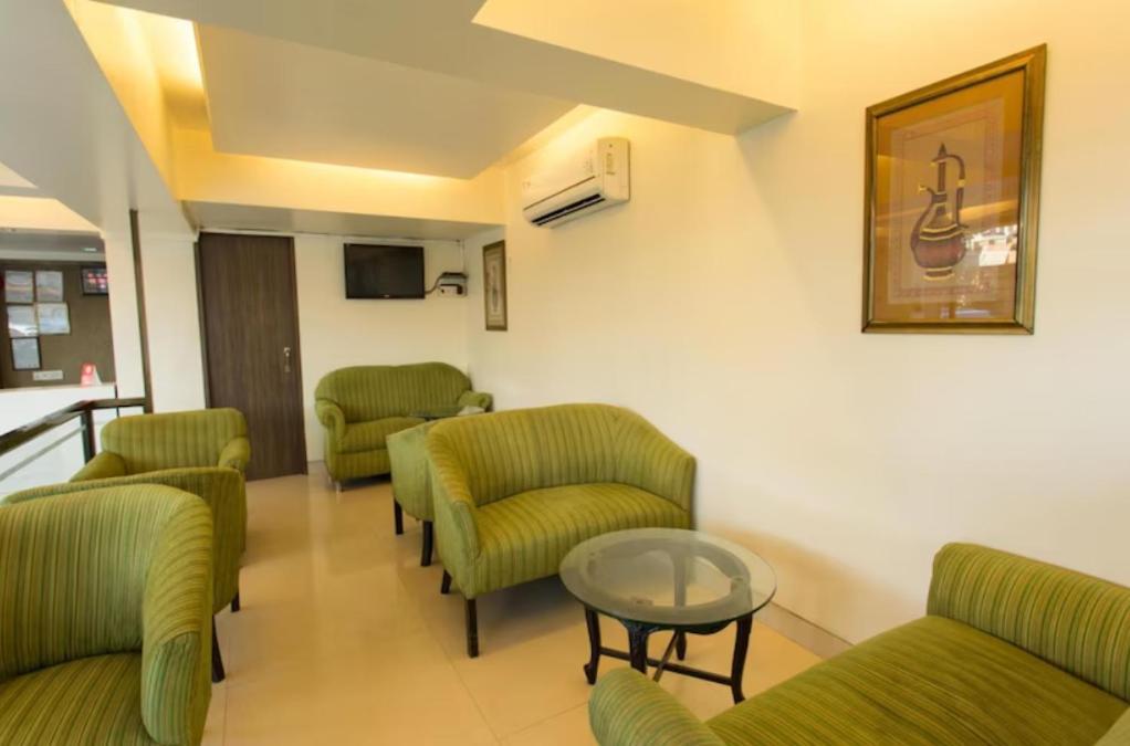 Hotel J K Regency Mumbai  Buitenkant foto
